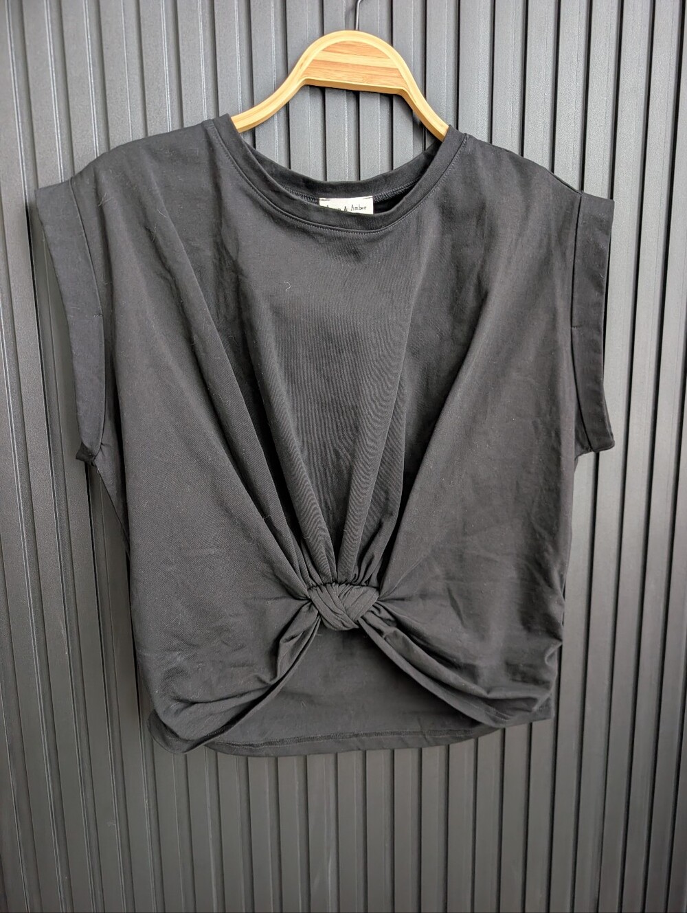 Aaron & Amber Black Knot-front Tee | Size L NWT